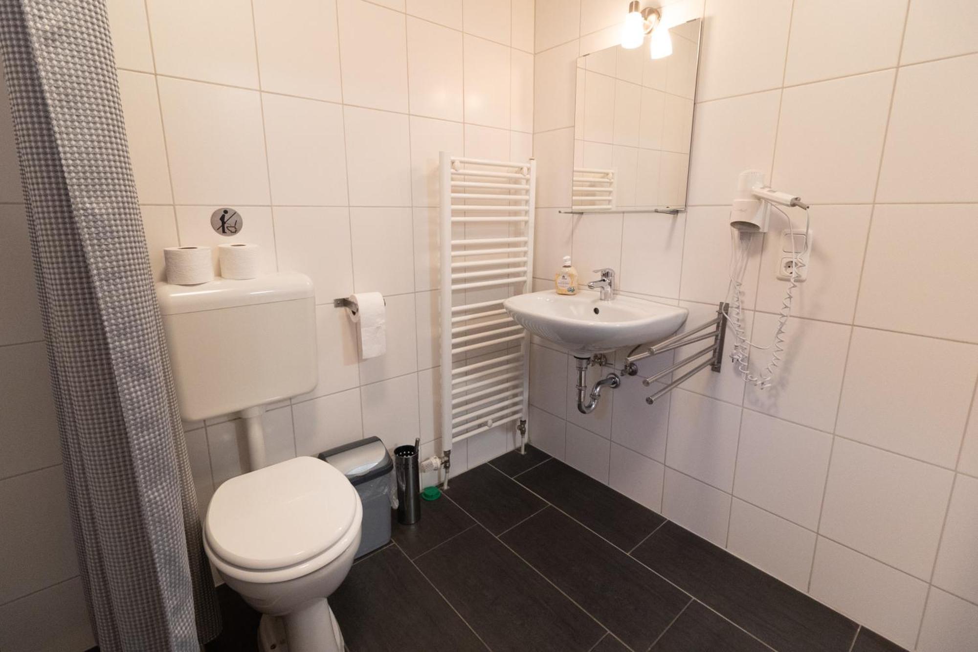Gaestezimmer Am Alten Kaffee Hof Suderburg Eksteriør billede